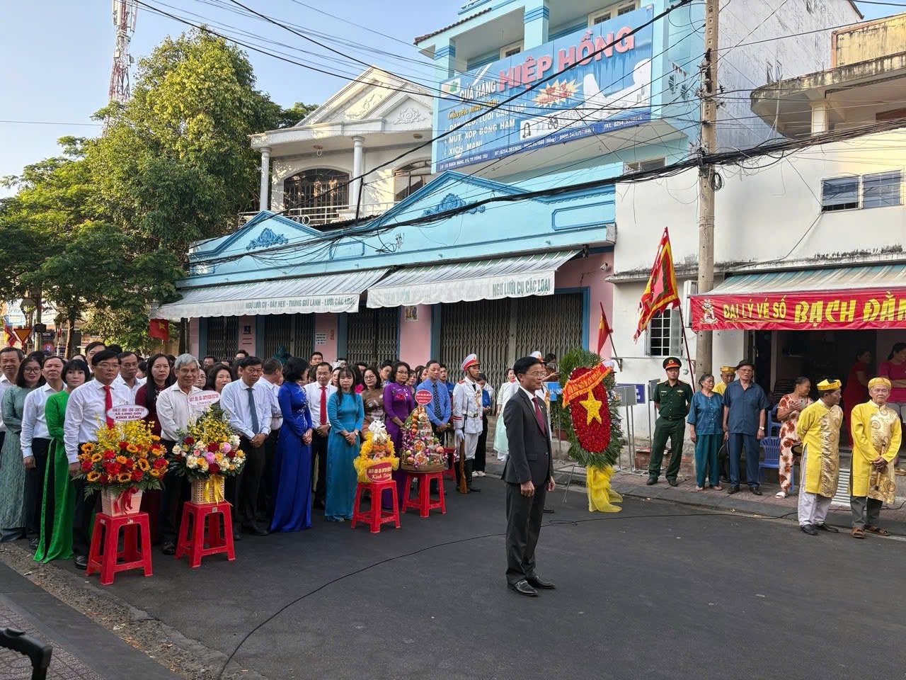 Có thể là hình ảnh về văn bản